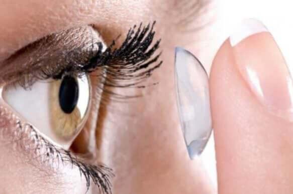 Чому контактні лінзи можуть привести до погіршення зору